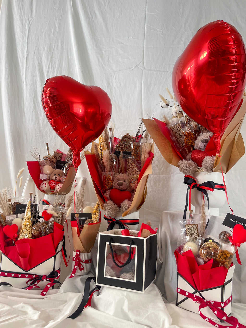 Valentine's Day Teddy Bear Bouquet & Balloon Hamper Range